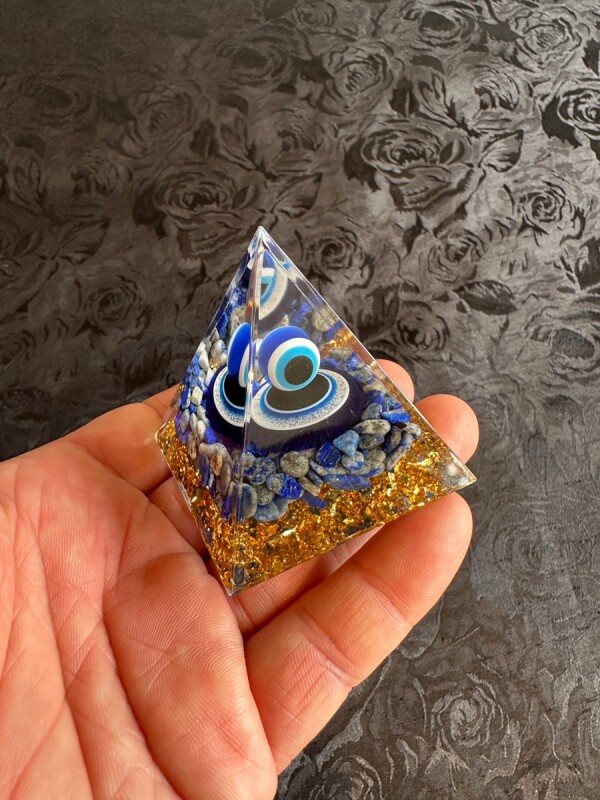 魔除け＆幸運力を放出】オルゴナイト・ピラミッド△ナザールボンジュウ