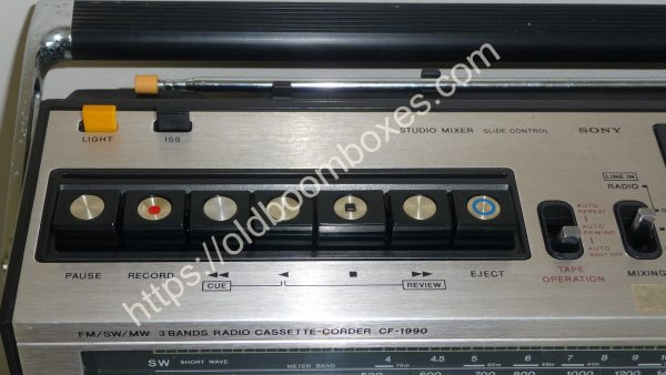 SONY CF-1990 FM/SW/MW Radio Cassette Corder - Old Boomboxes