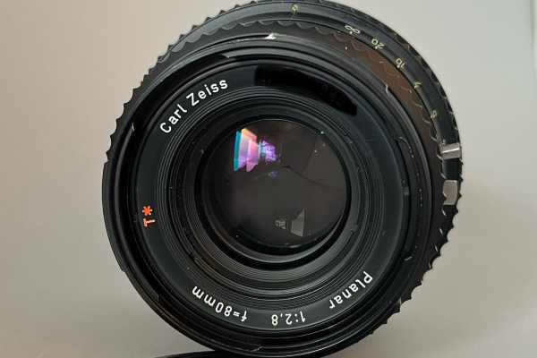 壊れたレンズ買取】ハッセルブラッド HASSELBLAD Carl Zeiss Planar C