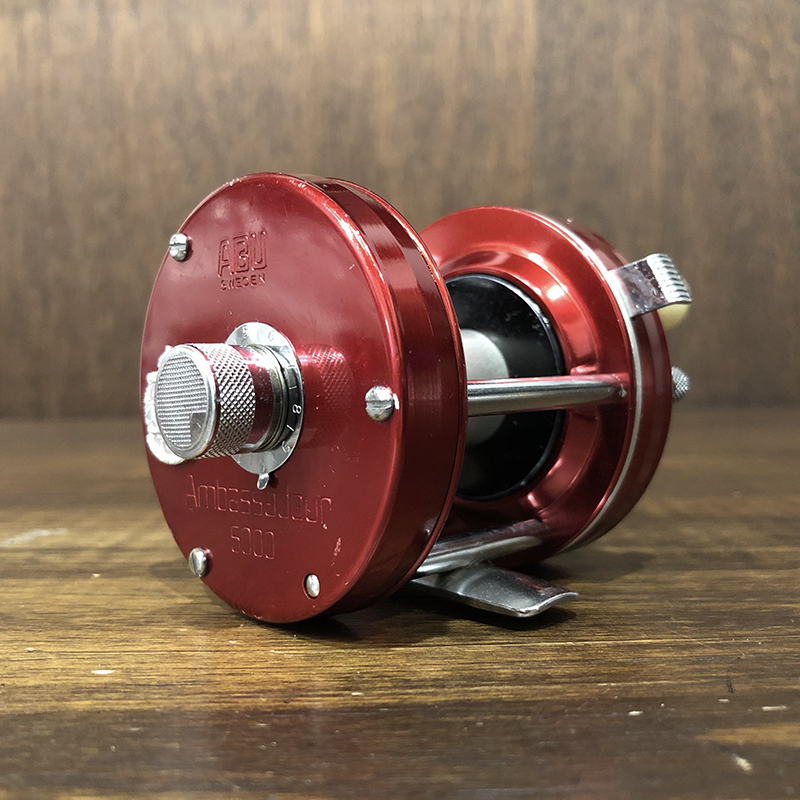 Abu Ambassadeur 5000 Red Bait Casting Reel 770405 アブ