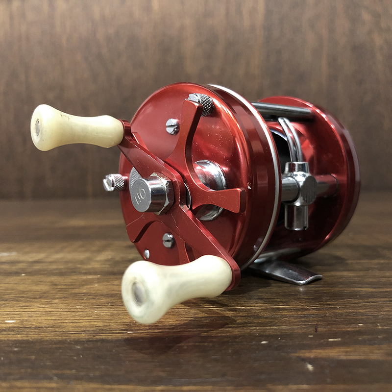 Abu Ambassadeur 5000 Red Bait Casting Reel 770405 アブ
