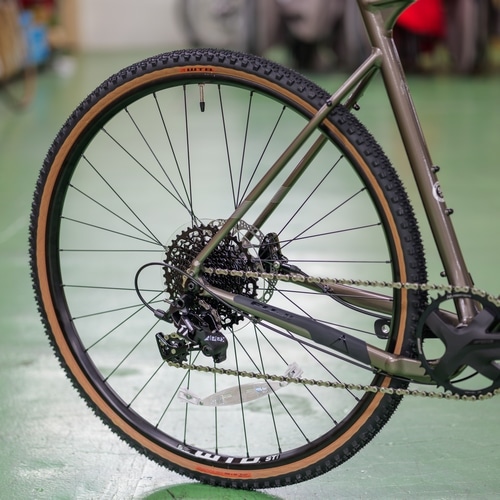 FUJI ( フジ ) グラベルロード JARI 1.3 SRAM APEX ( ジャリ 1.3 APEX