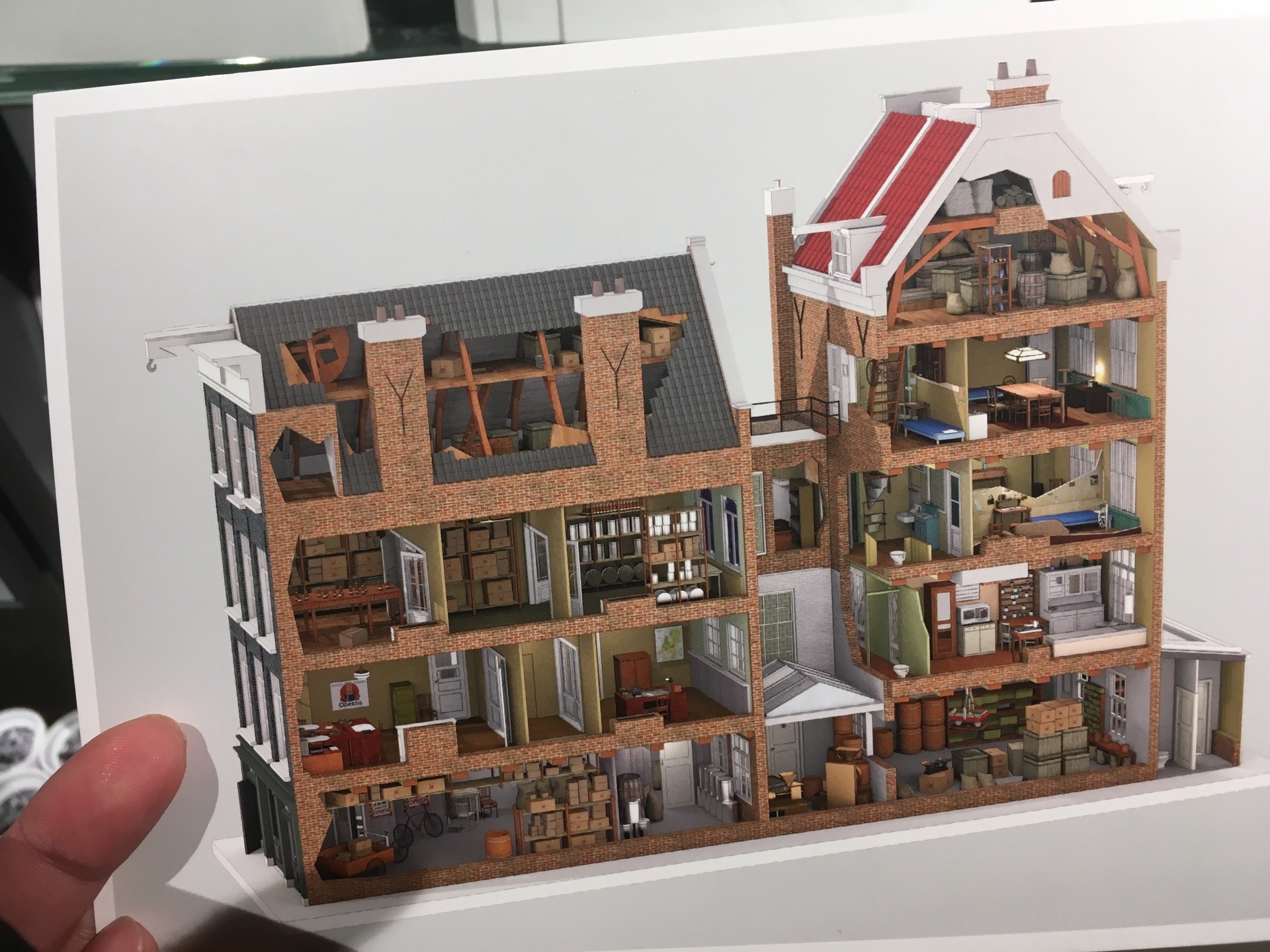 アンネ・フランクのレプリカ歴史的家屋段ボール模型 ANNE FRANK