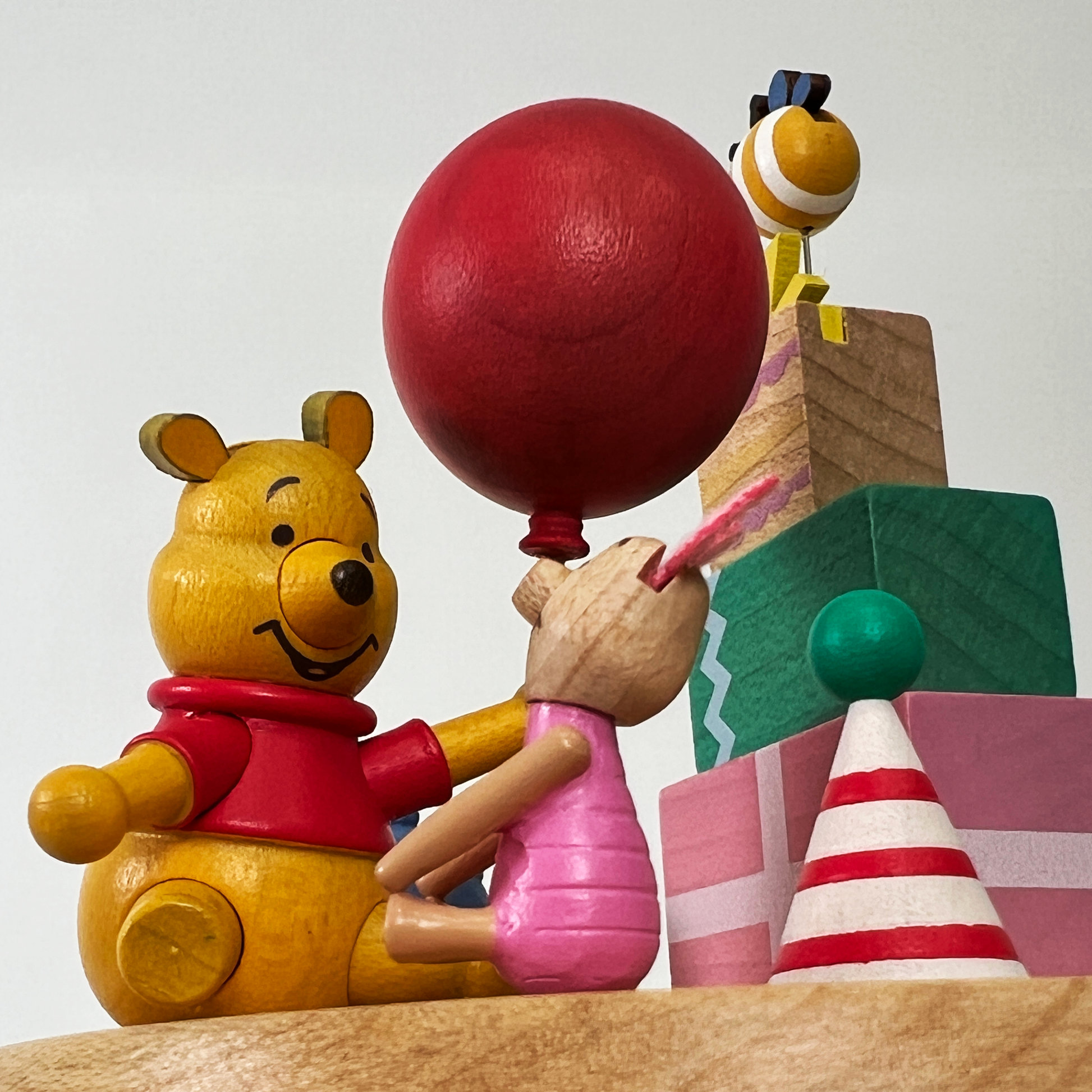 CD182S】ディズニー木製からくりオルゴール くまのプーさんプレゼント