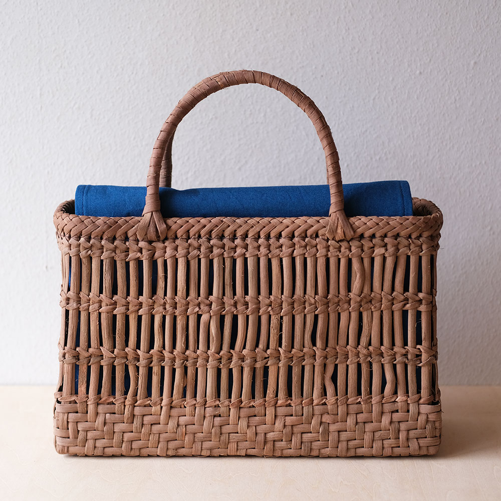 山葡萄 かごバッグ 透かし編み（藍染内布） | ORIORI