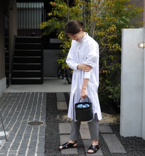 こだわりレザーのポットバッグ – OURHOME