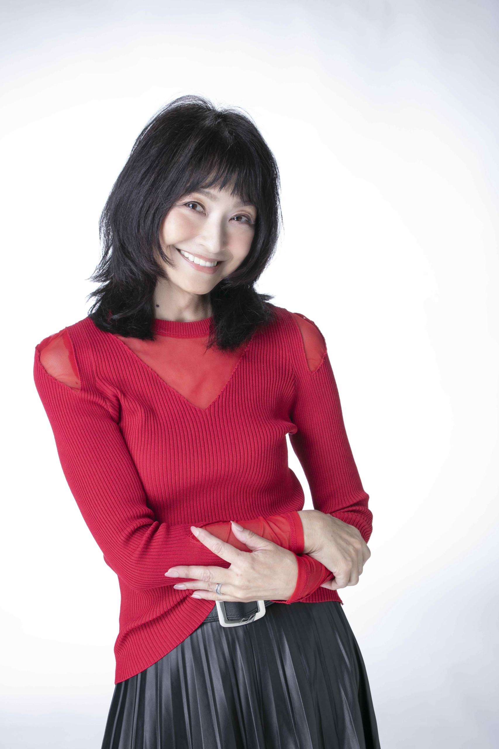 青春の45回転。石川ひとみ、名曲「まちぶせ」発売45周年を記念した12