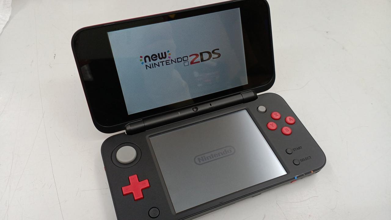 ニンテンドウ(NINTENDO)|NEW2DSLL マリオカートパック|【ハードオフ