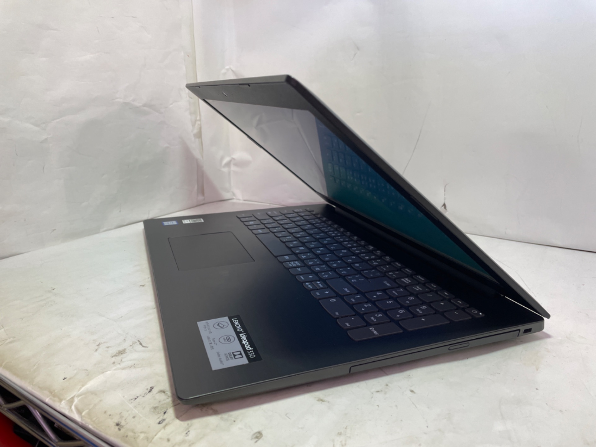 LENOVO(レノボ) Lenovo ideapad 330-15IKB (81DE)の激安通販(詳細情報