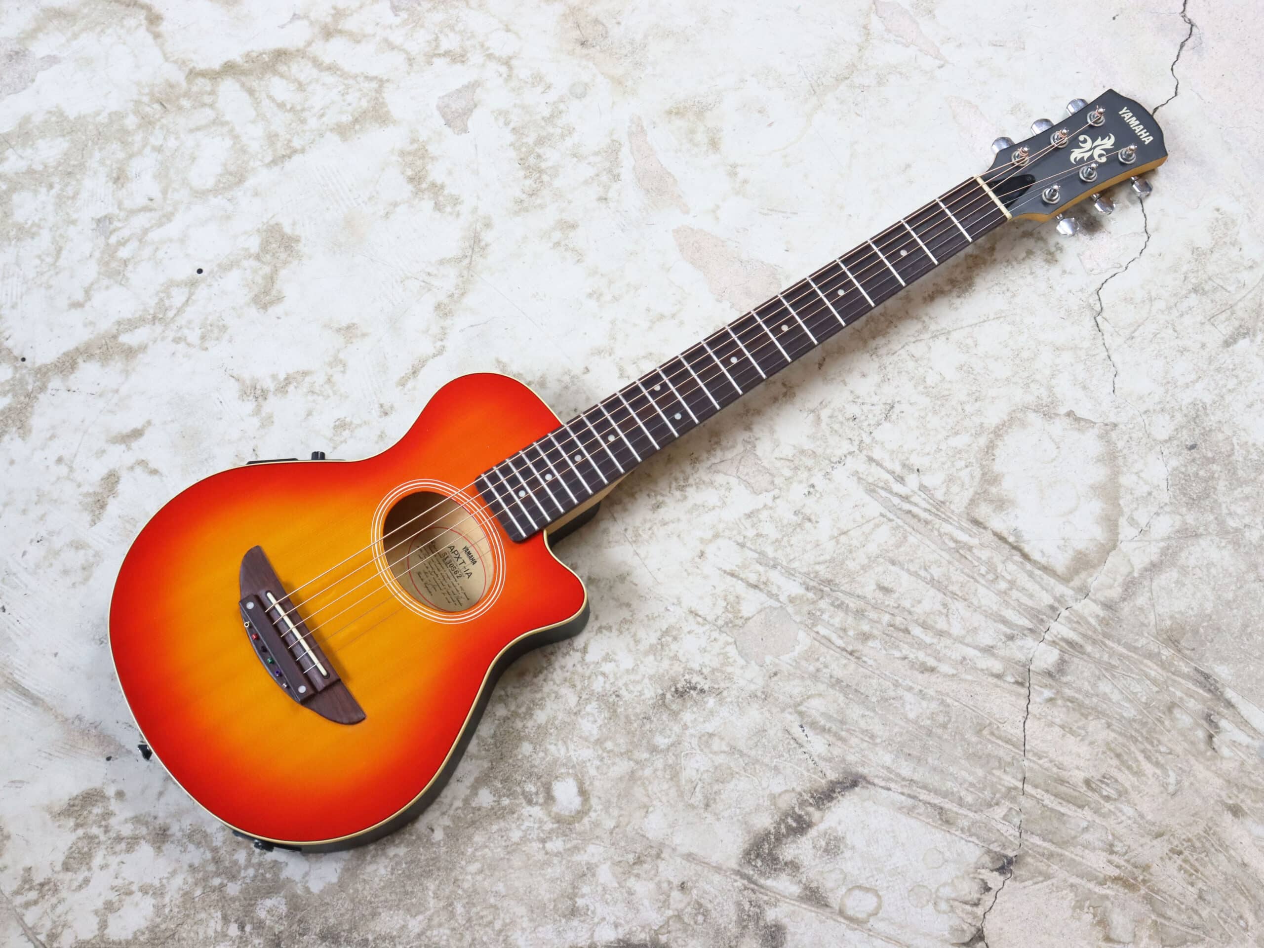 □ヤマハエレアコ ミニアコースティックギター APXT-IA ヤマハ APXT-1A