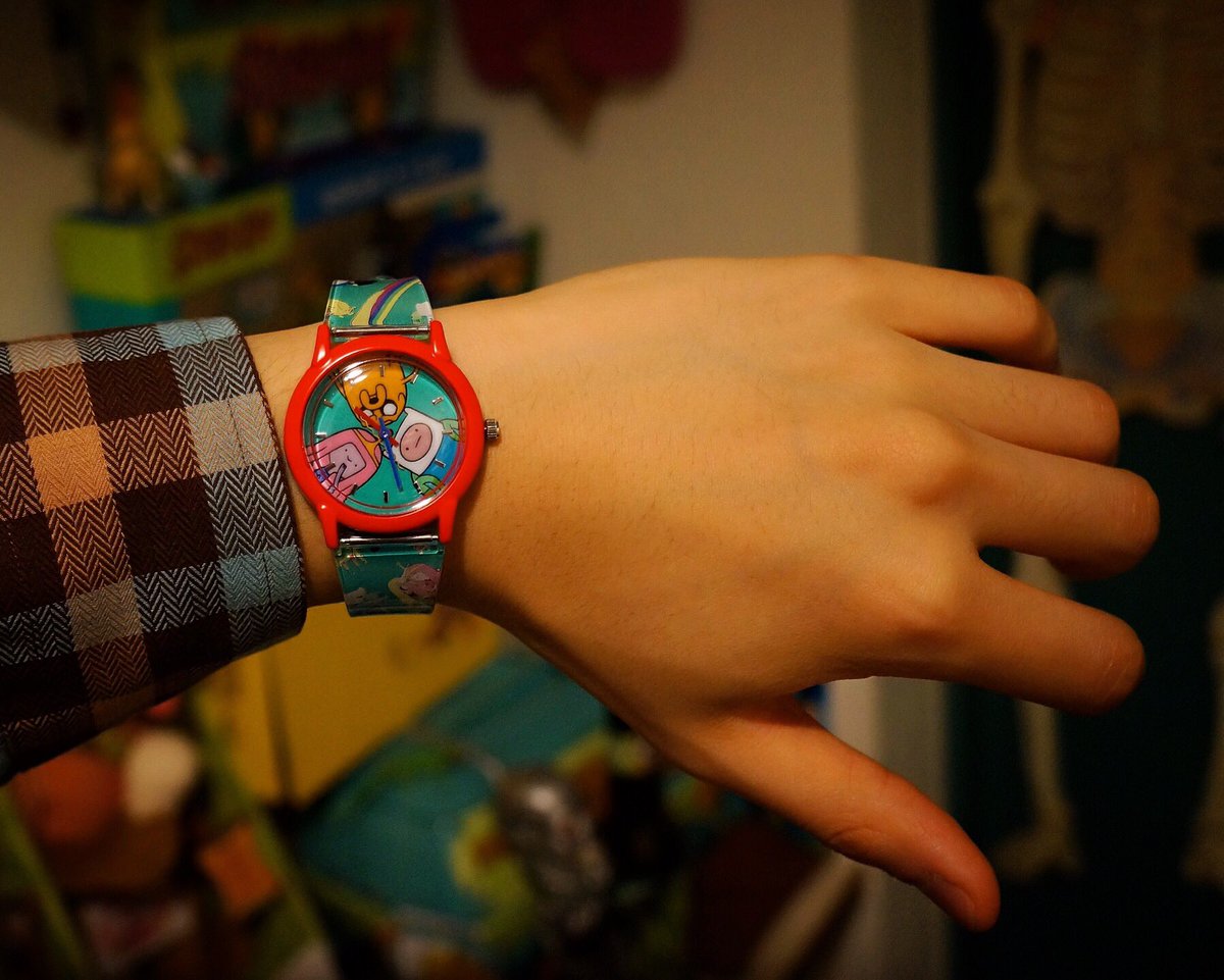 デッドプール愛用のアドベンチャータイム腕時計。 ずっとプレ値だった