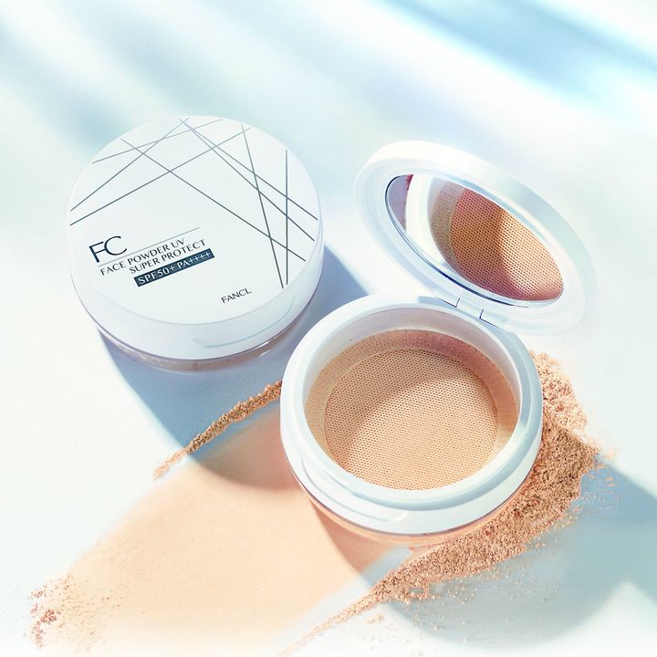 昨年はミニサイズが早期完売🙇「フェイスパウダーUV スーパー