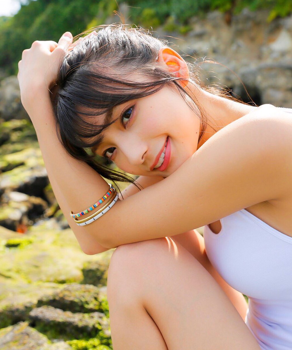 本日より発売‼️👒 デジタル書籍版 高野麻里佳1st写真集🌻 【#まりん夏