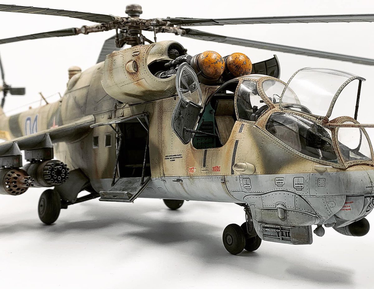 Mi-24 Hind E (Trumpeter 1/35) by Stevie Taddei #プラモデル #プラモ