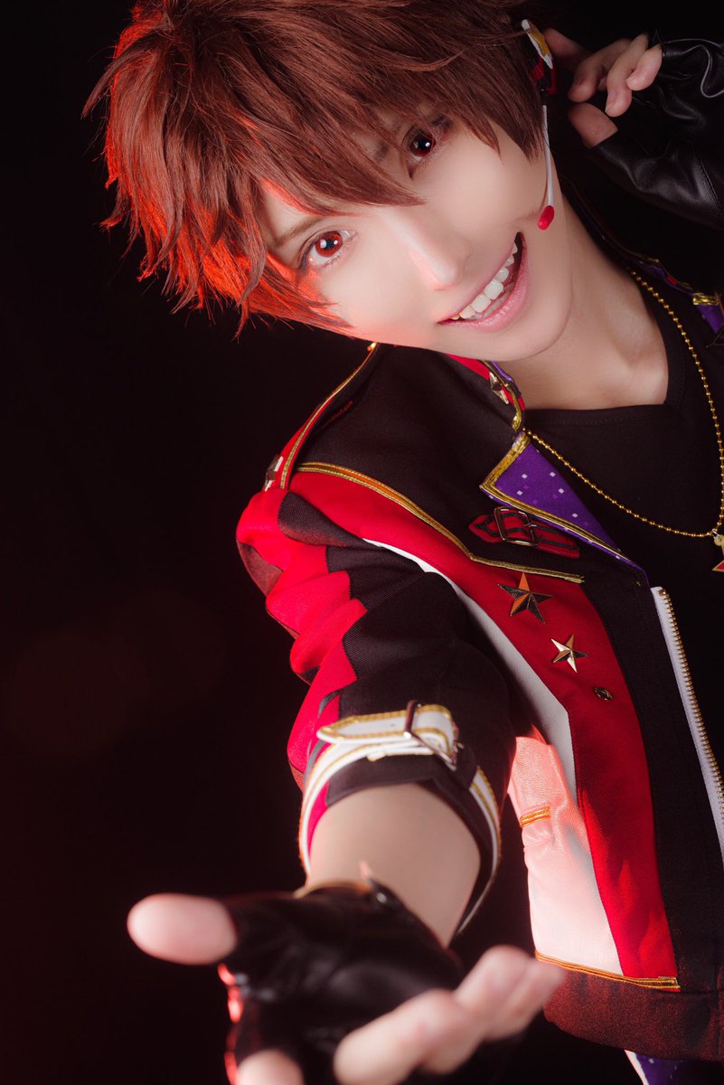 コスプレ ヒーローがいつでも駆けつけるぞ！ 流星レッド 守沢千秋
