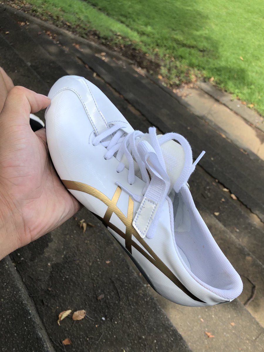 ピンなしスパイク。試し中 ピンなしってことはスパイクとは言わへんかw