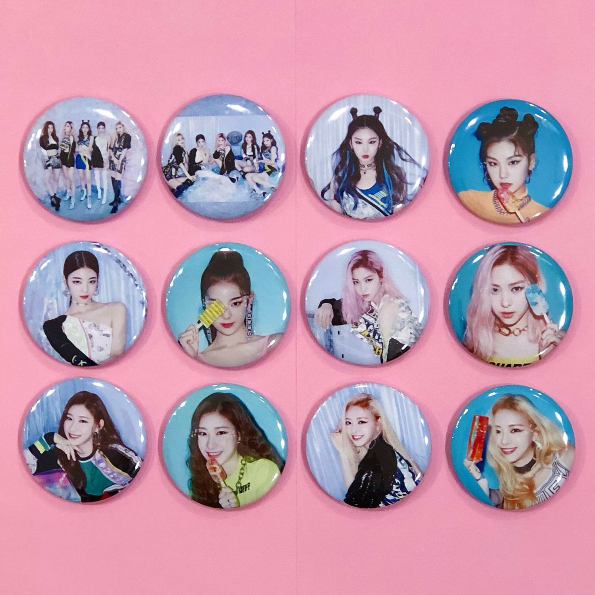 💁🏻‍♀️新商品情報🌺 iTZY新しいデザインの缶バッチ入荷しました