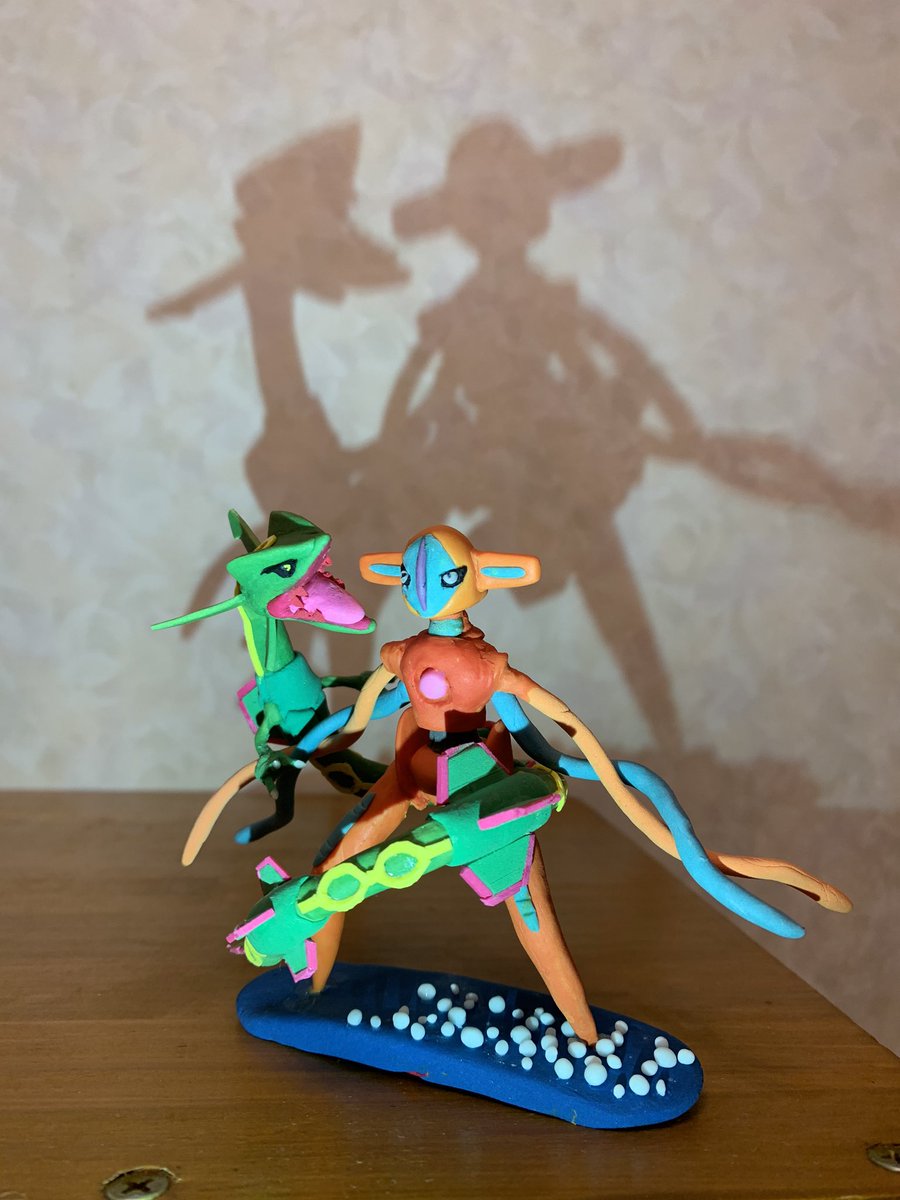 超大作、公開✨ レックウザとデオキシスを粘土で作って、仮面ライダー