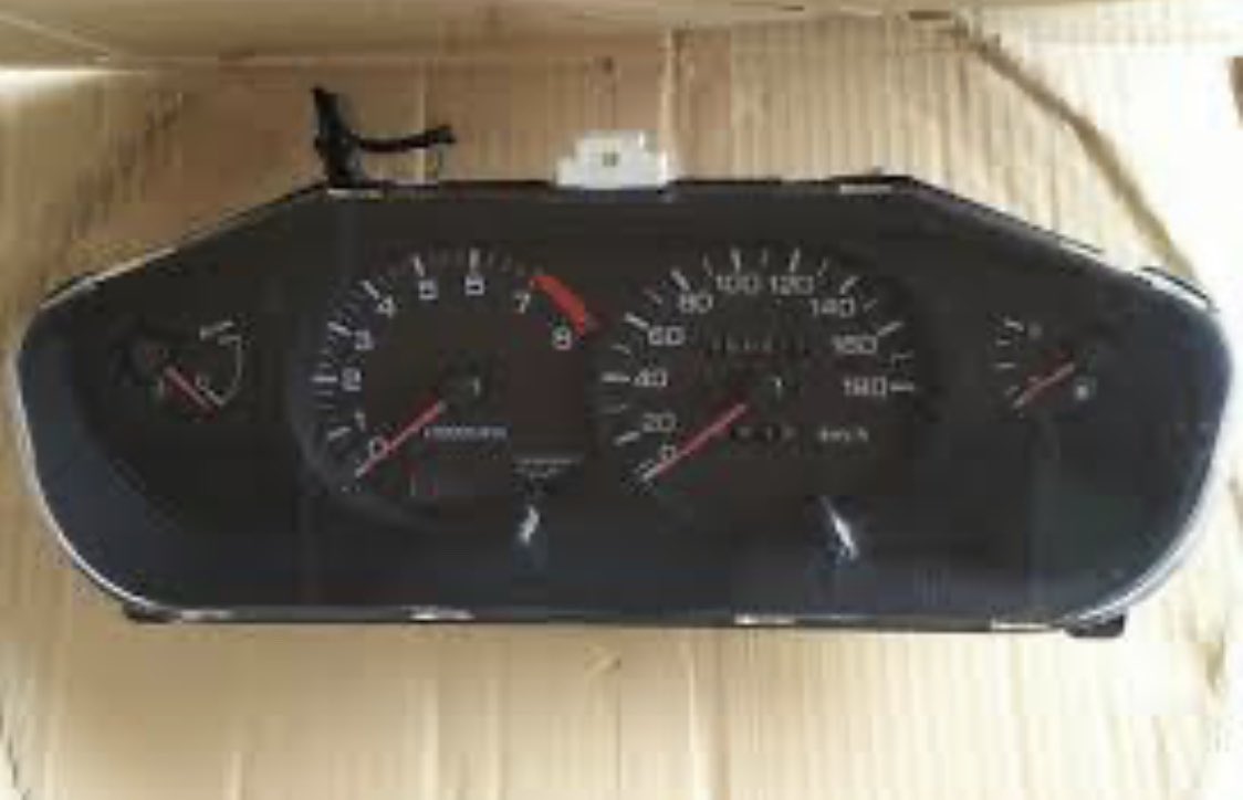 S14の前期、後期、中期でスピードメーターの種類が違います😣 1枚目