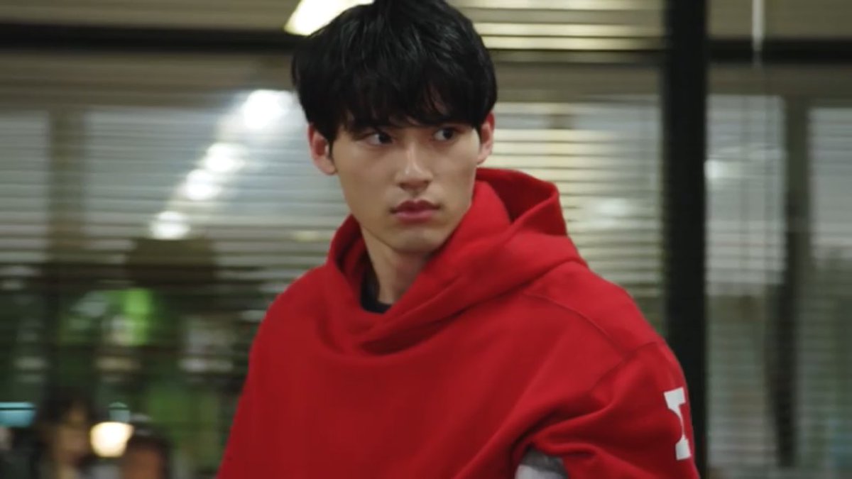 ちょっと伊吹さん赤パーカーも持ってるなんて聞いてないし、九重くん