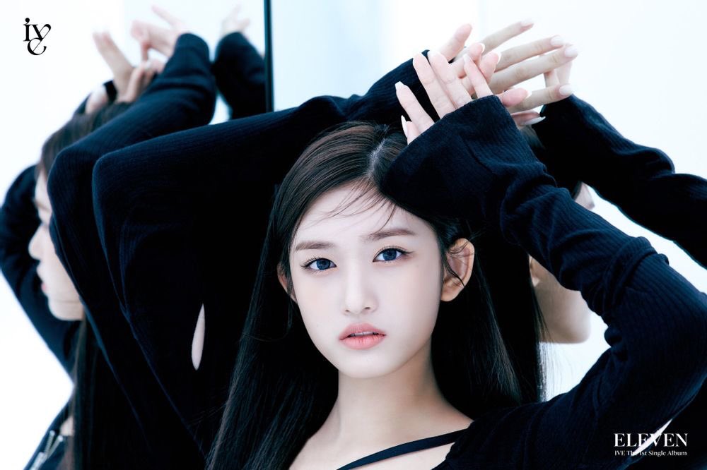 IVEイソは2007年2月21日生まれ、満14歳という幼い年齢のため、2022年 2