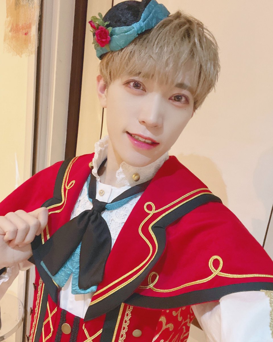 パンダドラゴン 6th Single『決戦！ヴァレンティーノ』のジャケ写が