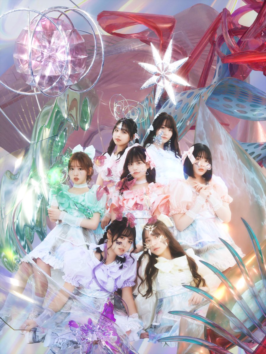 アソビシステム所属のアイドルグループ、FRUITSZIPPERのメンバーとして