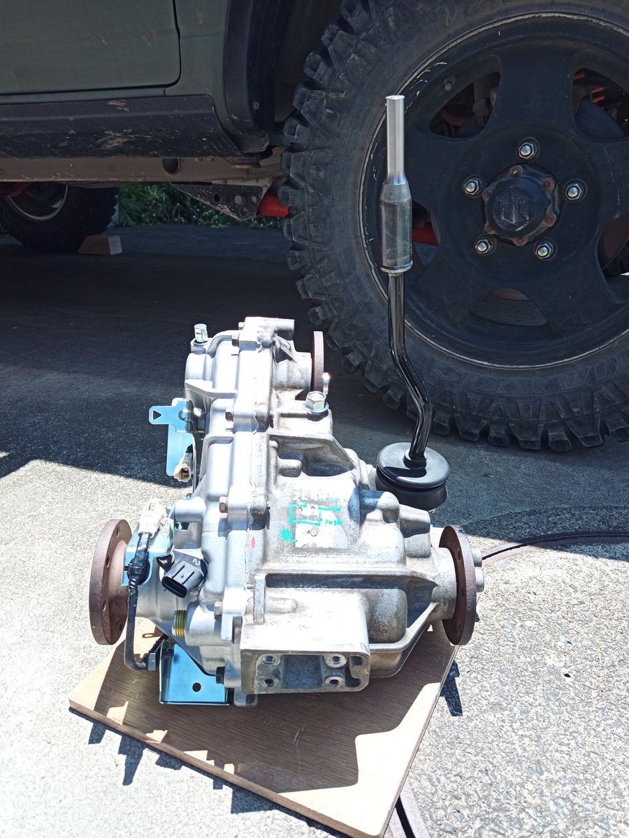 JB23後期型のトランスファーをレバー式に改造したよ。ついでに2Loも