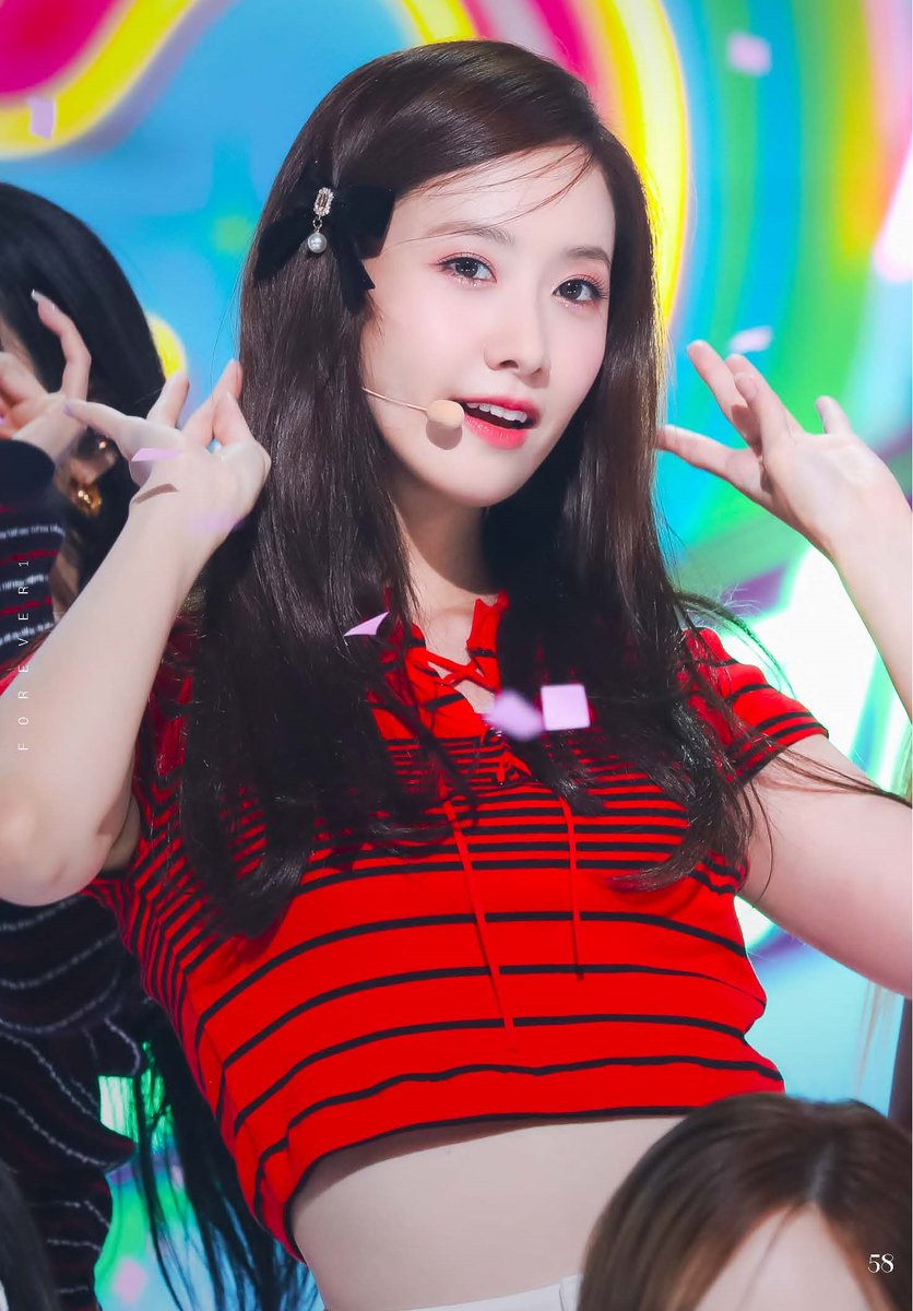 HQ] 220826 YoonA - SBS KPOP Zoom Magazine (from 220821 Inkigayo