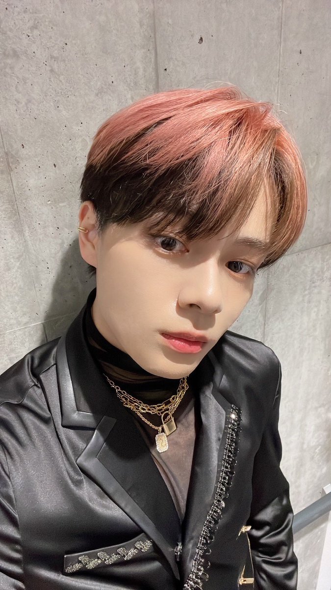 鶴房汐恩] KCON JAPAN！！ まじで楽しかったー！ Roseかっこよかった