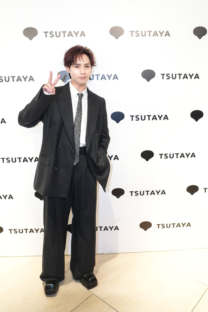 神谷健太 1st 写真集「光と影」 🗼発売記念イベント 東京🗼 ご来場