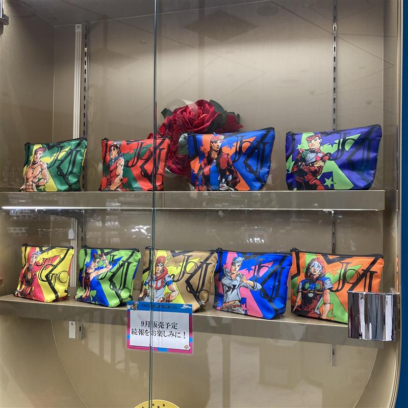 9月19日発売新商品紹介ッ！】 ＼荒木飛呂彦描き下ろしイラスト ポーチ