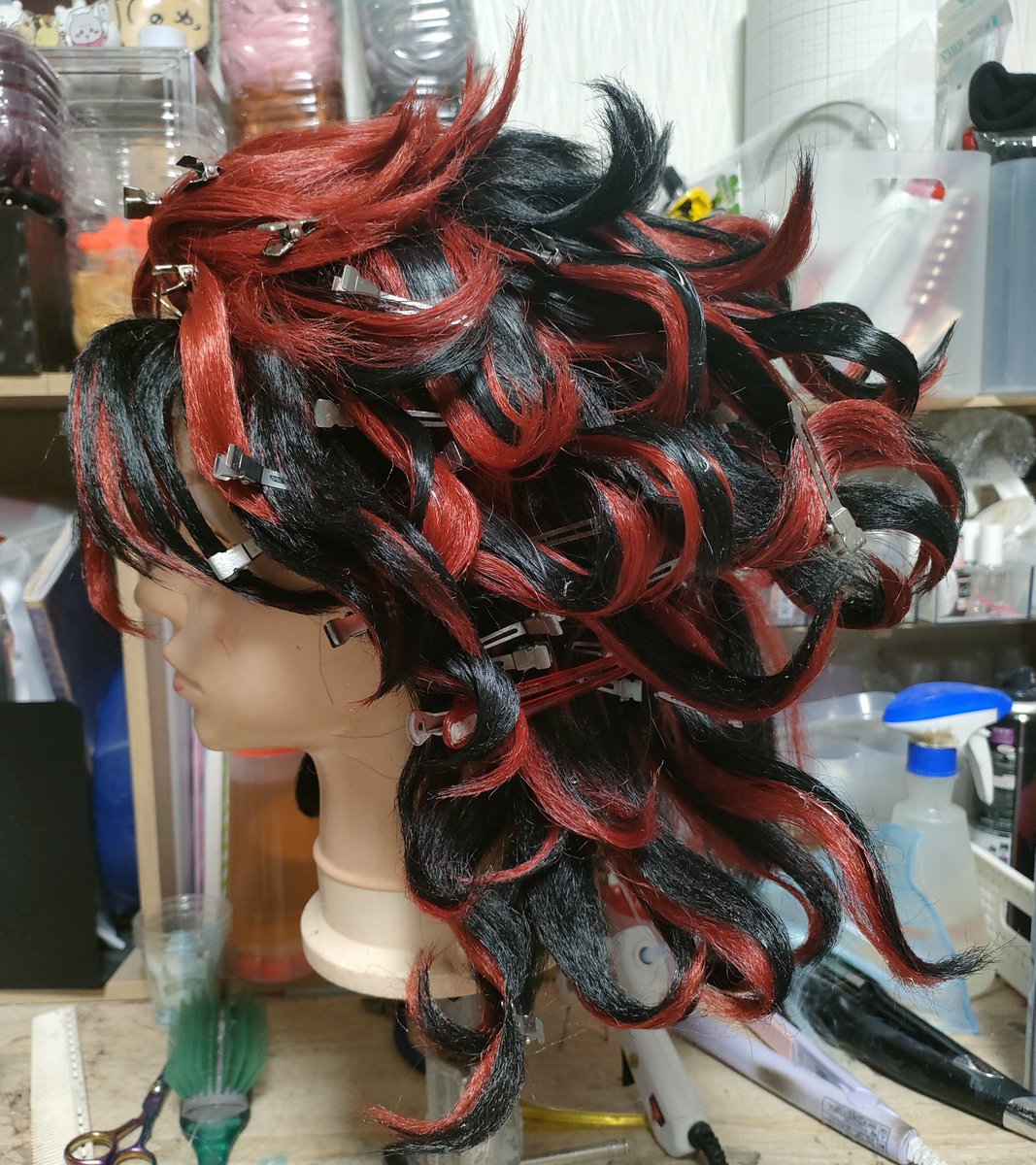 RT先で「工程数…！」「ワイヤー1本1本…？」みたいな悲鳴みてめっちゃ