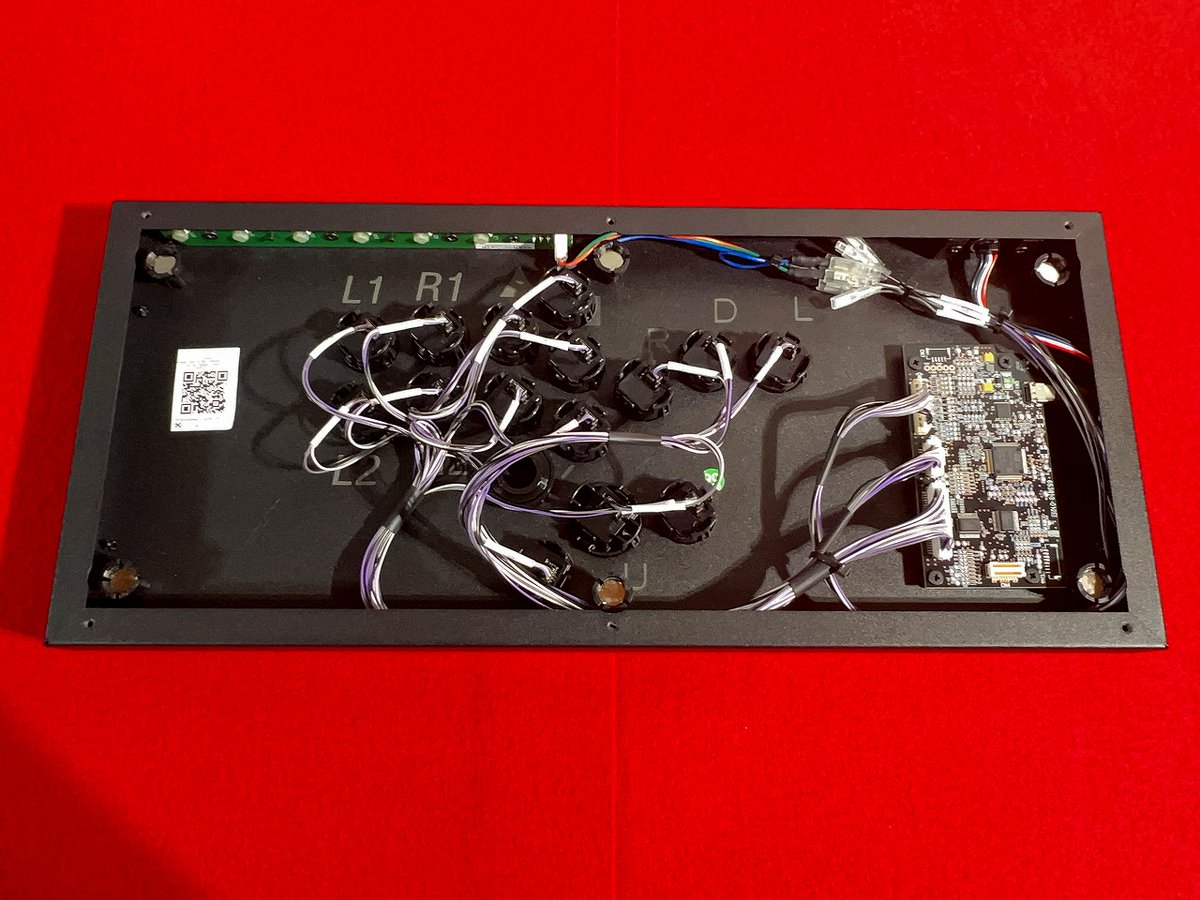 hitbox ultra ボタンホール増設、ZENAIM ARCADE CONTROLLER 基板載せ