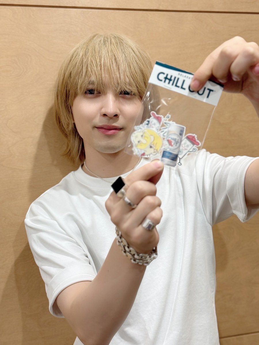 プレゼントのお知らせ🎁📢 ＼ 本日、メールを送ってくれた方の中から