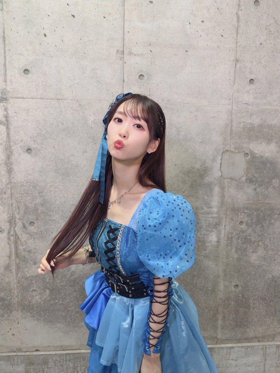 アニサマ ありがとうございましたー🩵 i☆Risの青くて可愛いのが私芹澤