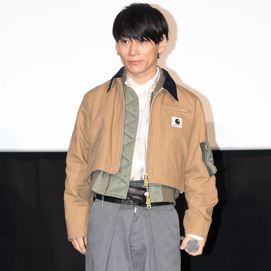 ロックバンド『UVERworld』takuya∞さんがsacai x Carhartt WIP着用
