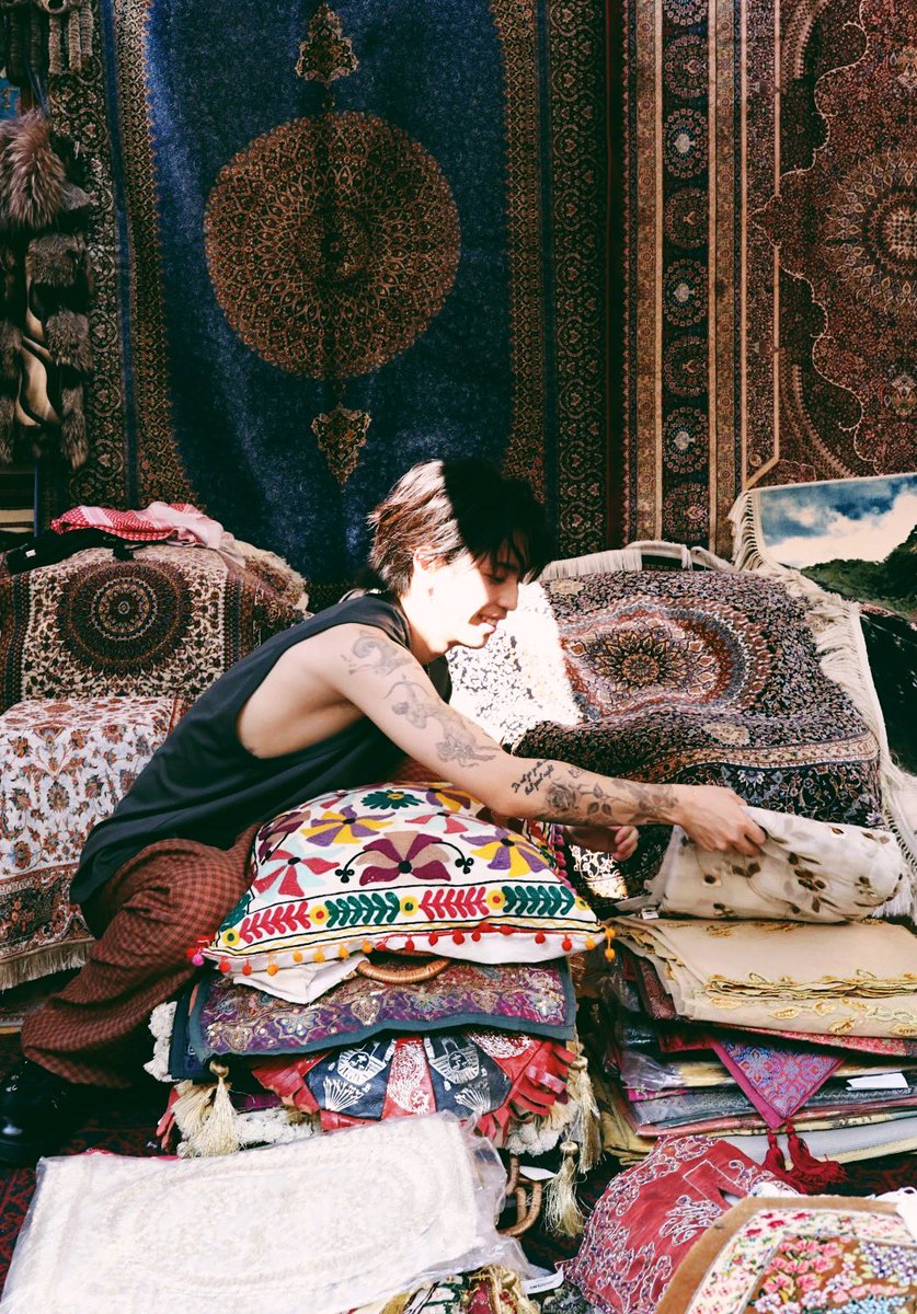 公式】岩橋玄樹 1st写真集『Labneh』発売中🥄 (@genki_photobook