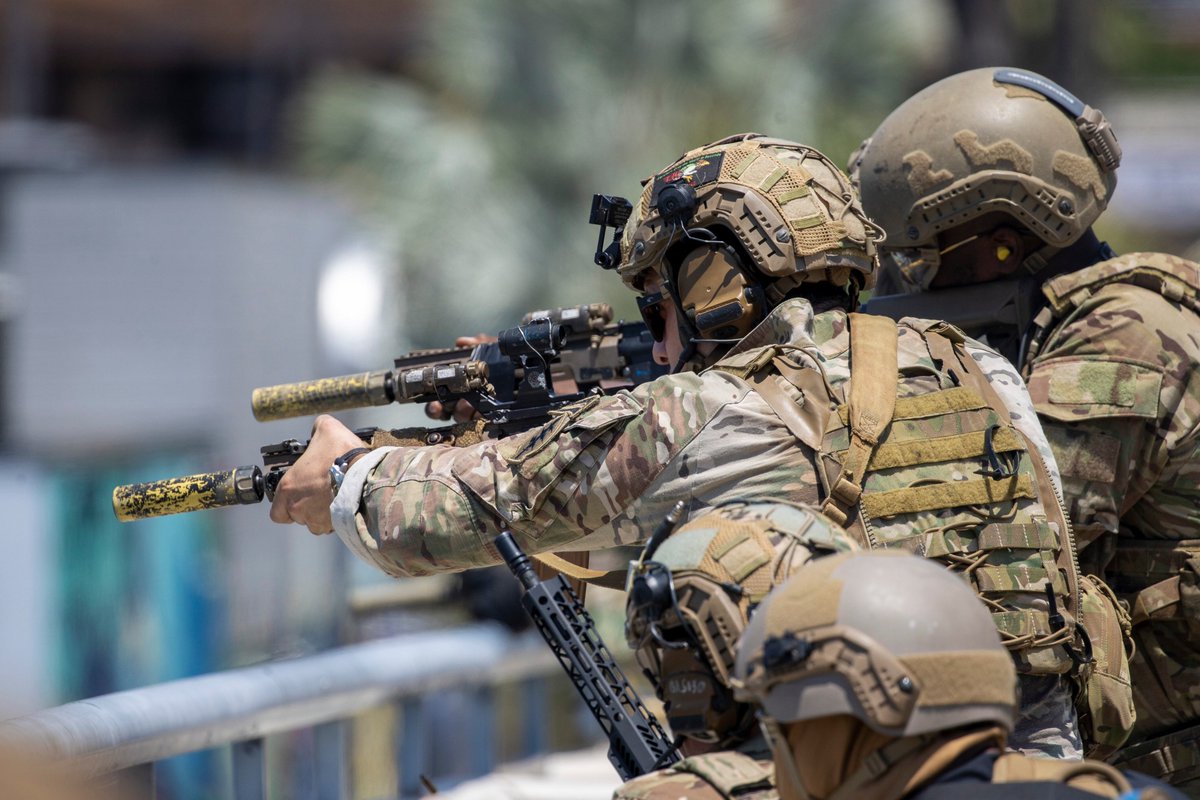 SOF Week 2024。米軍のハイドラマウント使いが3人もいる、あと特殊作戦