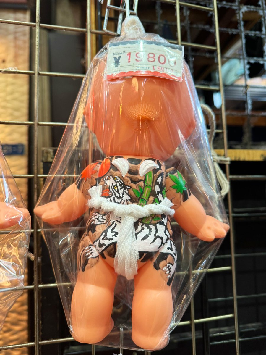 浅草で売ってた刺青キューピー19800円