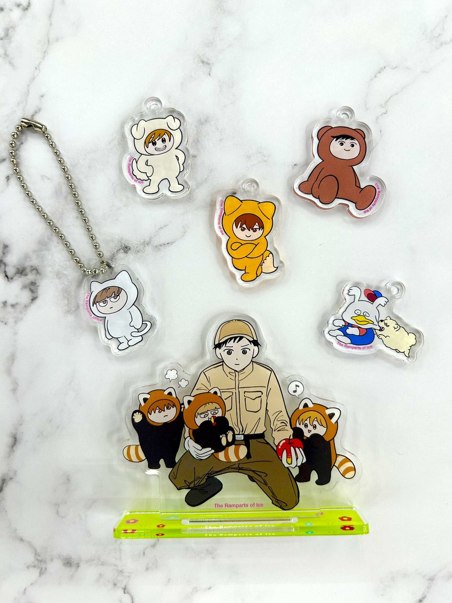 氷の城壁」13巻発売中です❗️ 幸せいっぱいの小雪とミナトのカバーが