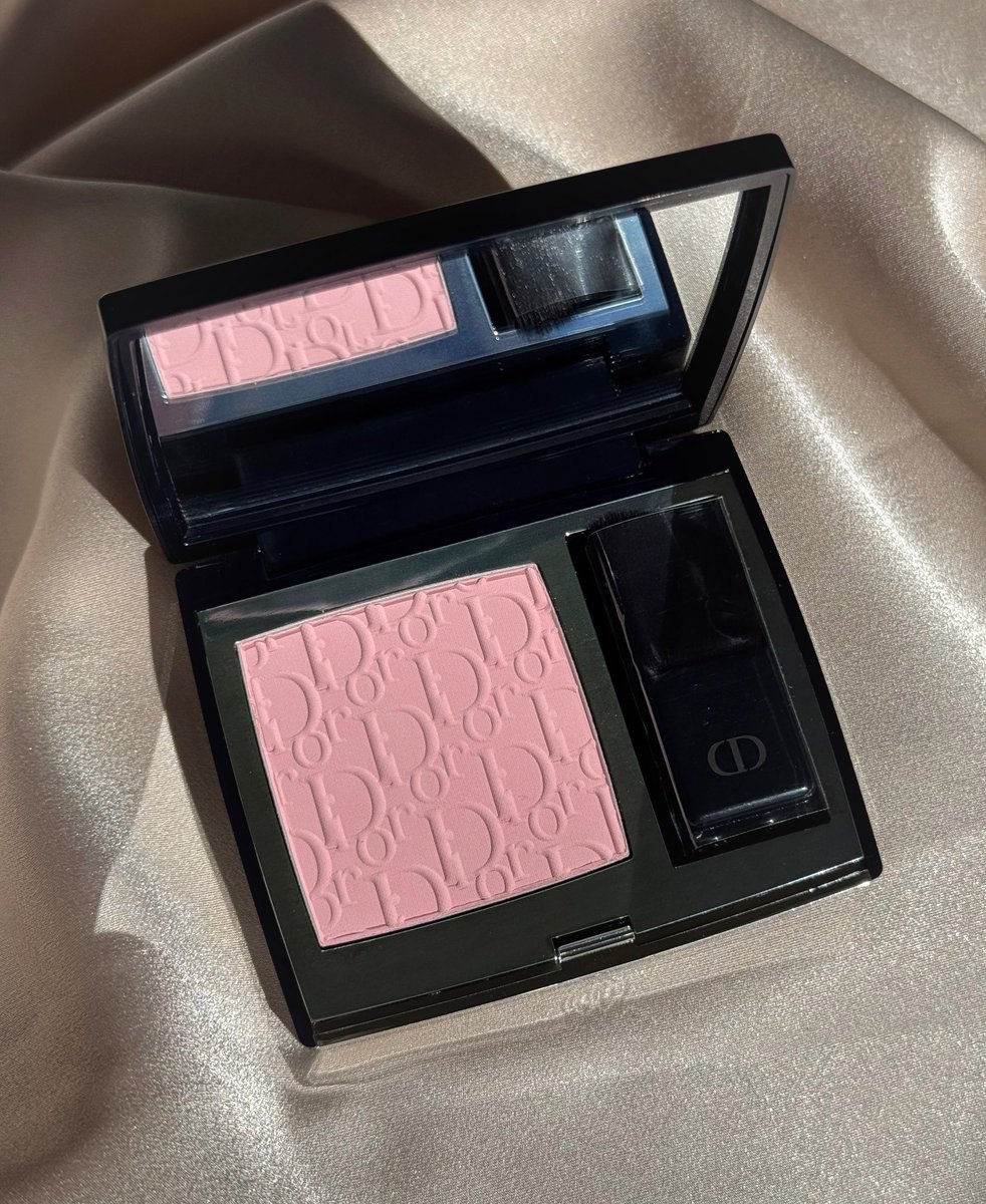 Dior ディオールスキン ルージュ ブラッシュ 271 ピンクマニアマット