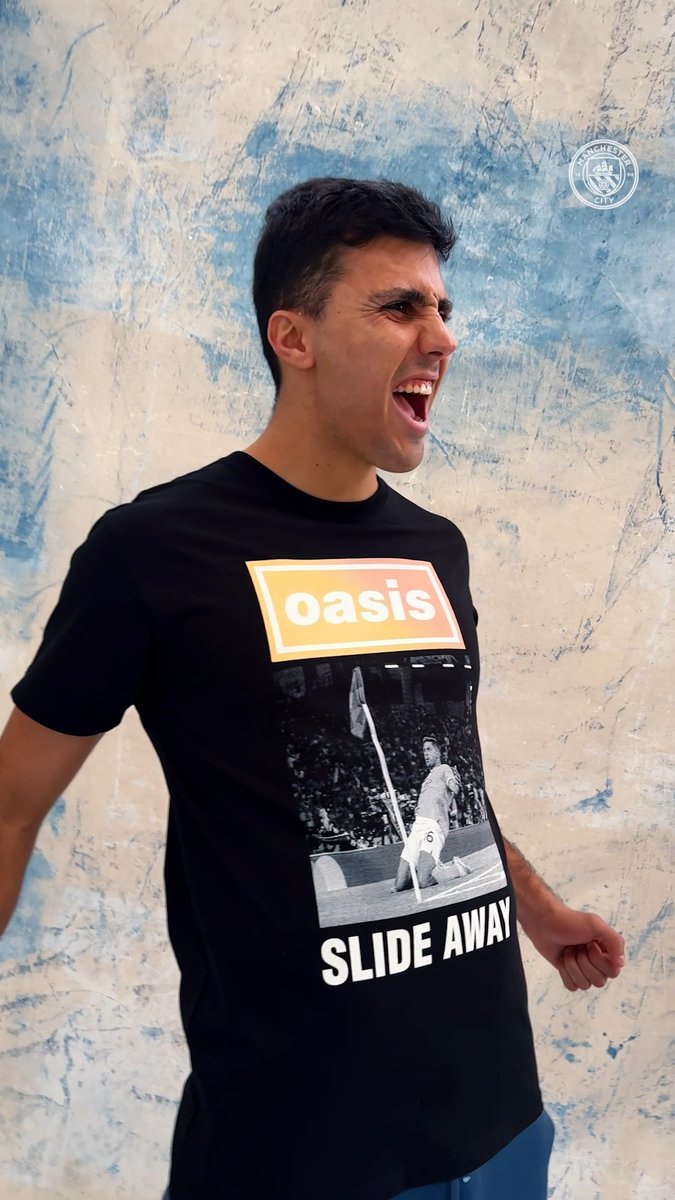 Slide away 🎵🩵 Celebrating Rodri's iconic treble-winning moment