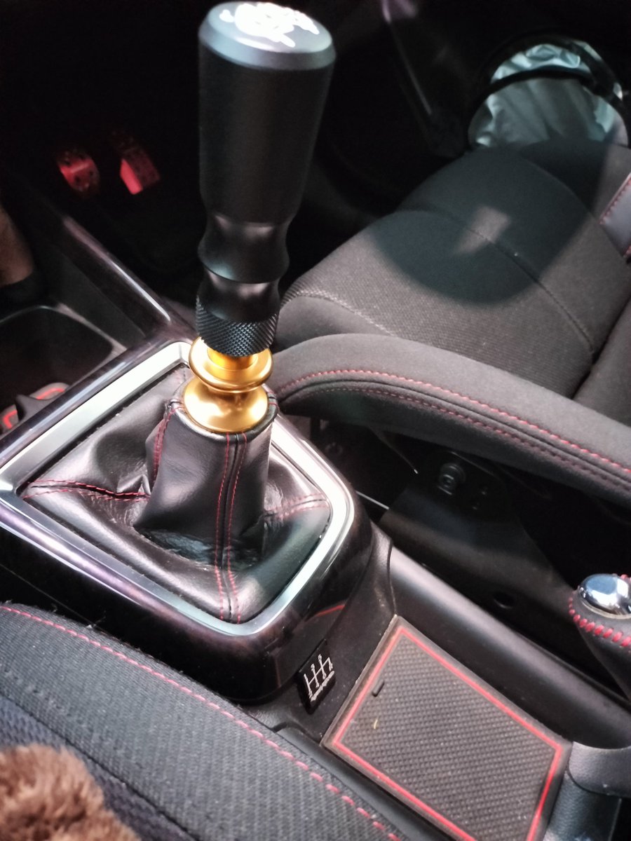 シフトノブ交換しました😄 GHOST EXPOD（SATAN） 1番気になっていた
