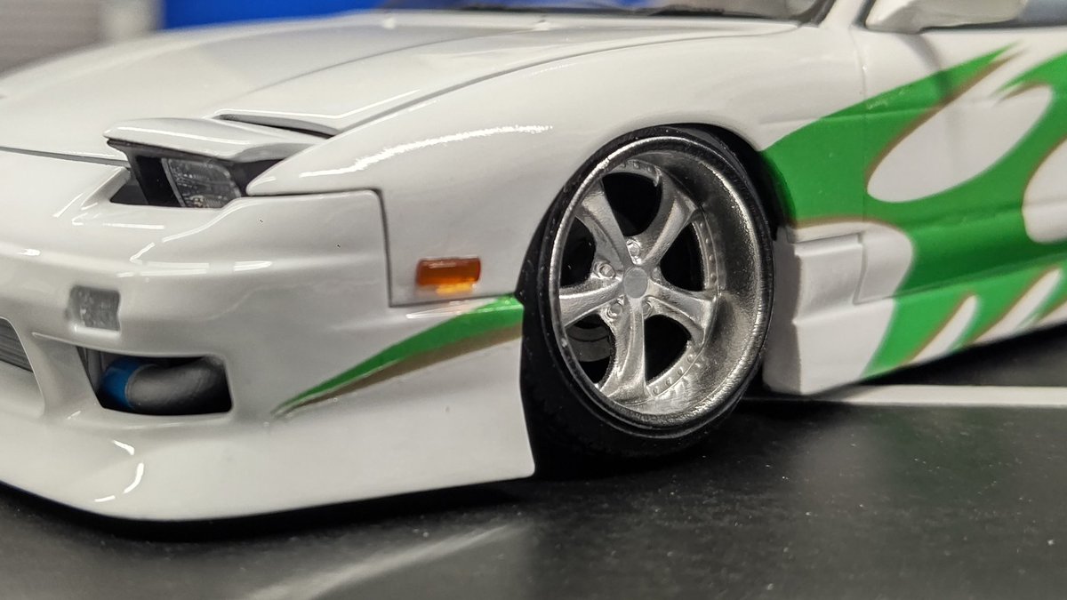 そしてチューンドカー98 URASの180SX Ver.2 こちらは18インチVS-KF