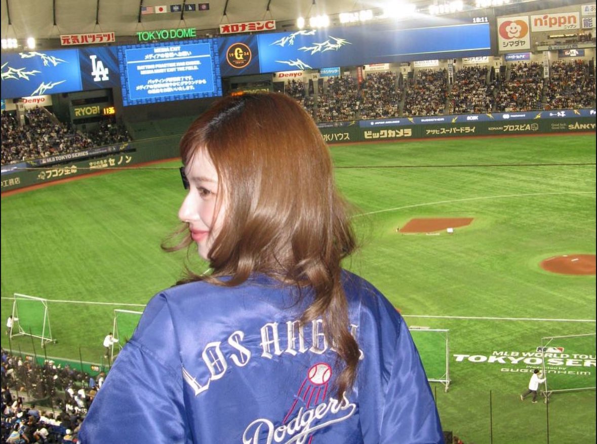 ドジャースの2025開幕戦、東京ドームでの始球式に、MISAMO（TWICE）の