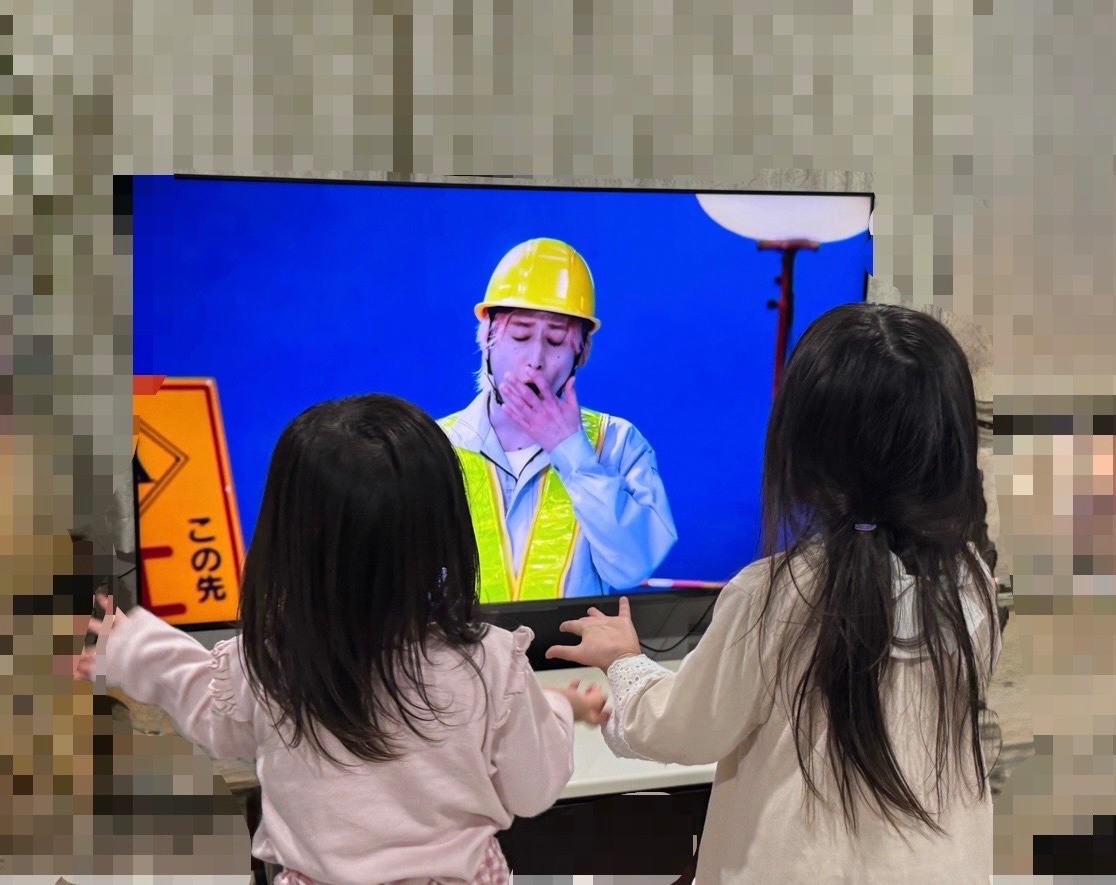 昨日実家で兄弟が、 『守りたい、その笑顔』を流したら、 「これ好きな