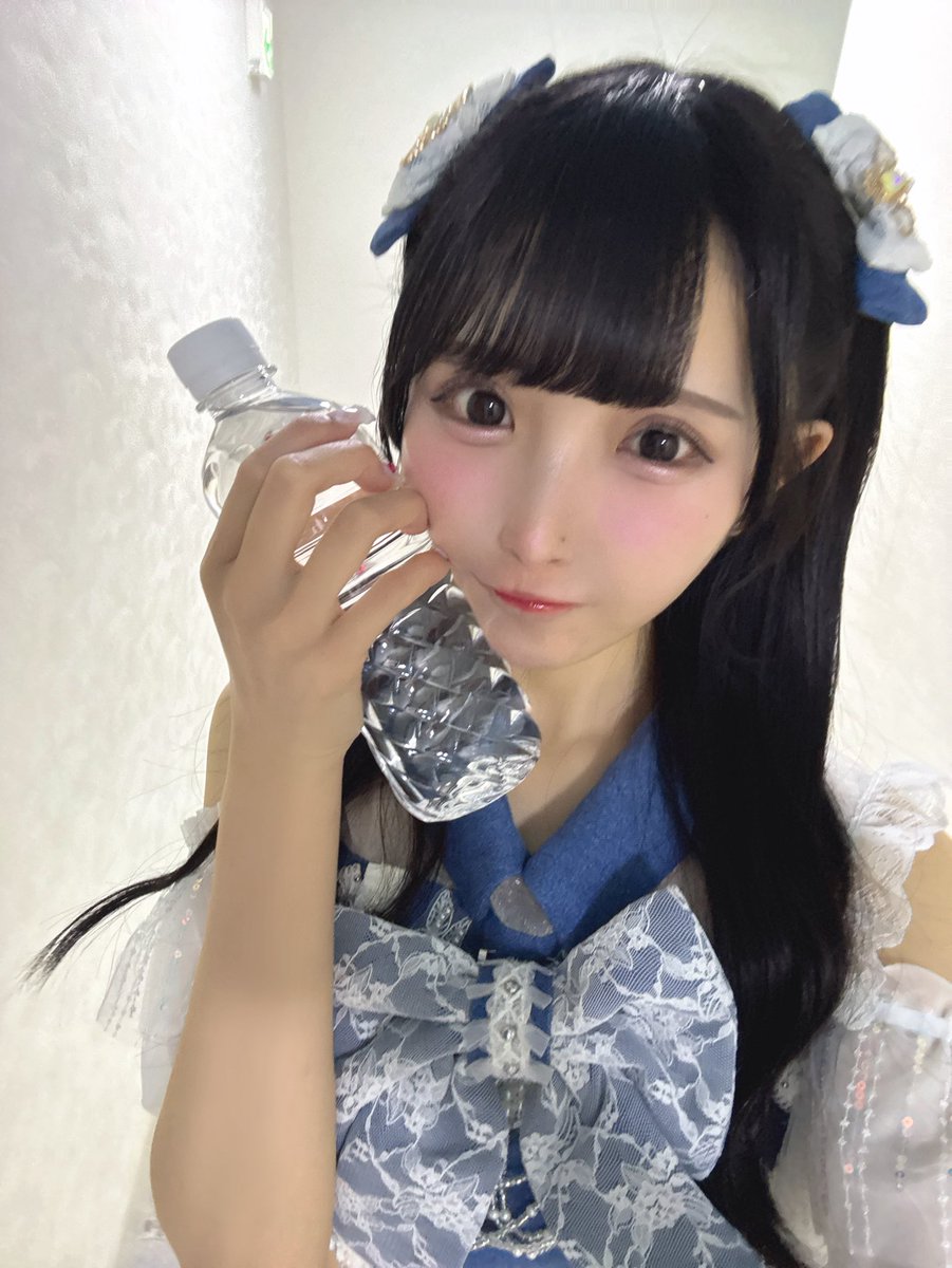 この度、山本みゆはOLNewを本日付けで卒業する事になりました。 応援し