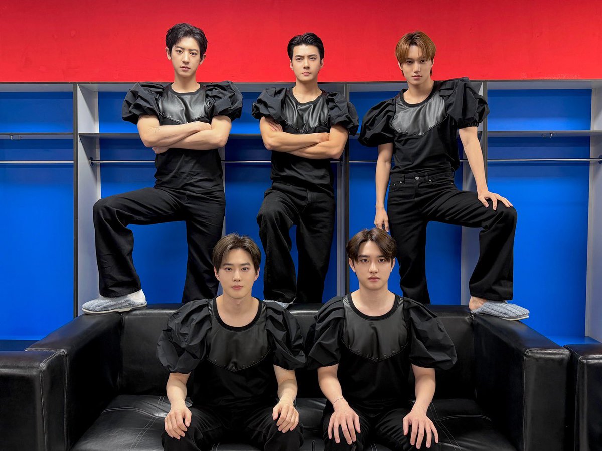 ◽︎°⸝⸝⸝)💓 Crown🏆1位の公約 EXO-Lのために守ってくれて