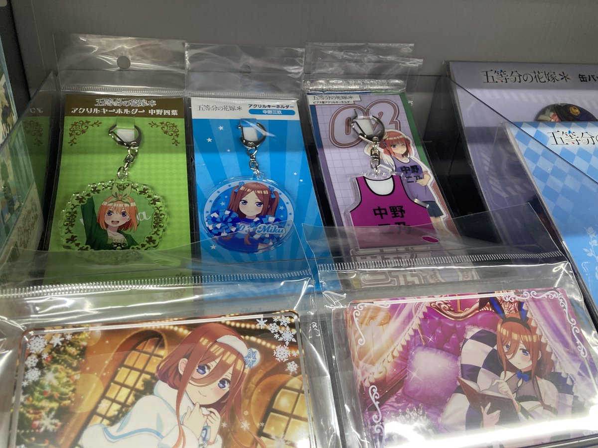 グッズ入荷情報】 『五等分の花嫁＊』より ・アクリルブロック ・証明